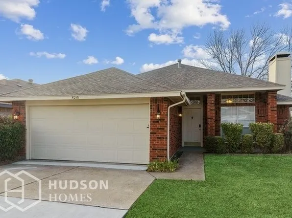 5210 Livermore Dr, Arlington, TX 76017