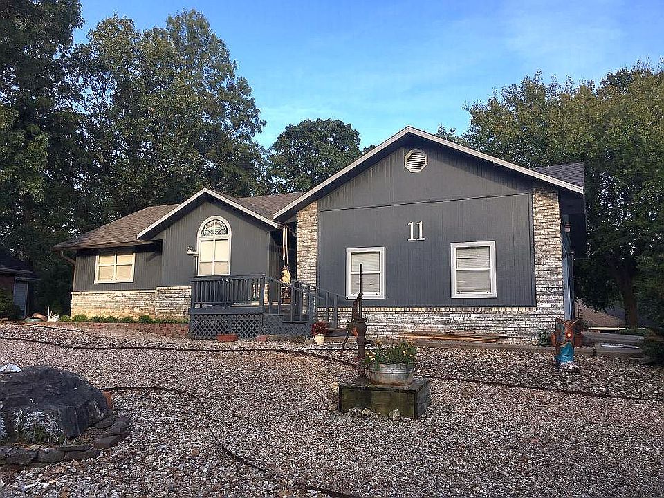 1st image of 11 Chudleigh Ln