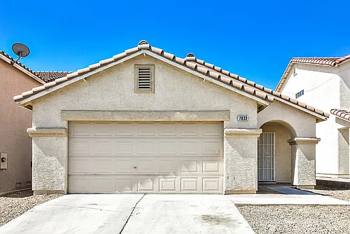 7833 Lovely Pine Pl Photo 1