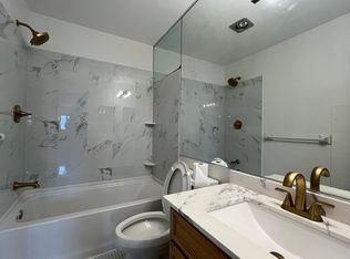 4120 Parklawn Ave APT 234, Edina, MN 55435