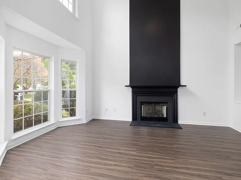 6905 Dawnalia Ct — Photo 24