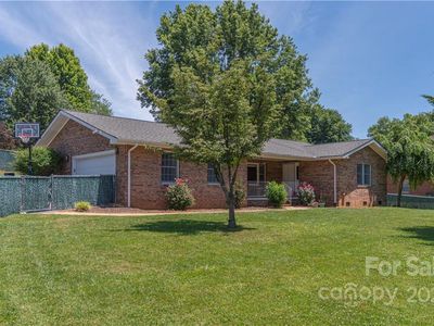 21 Broad St, Waynesville, NC, 28786