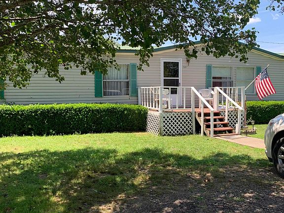 2nd image of 1607 County Road 2241