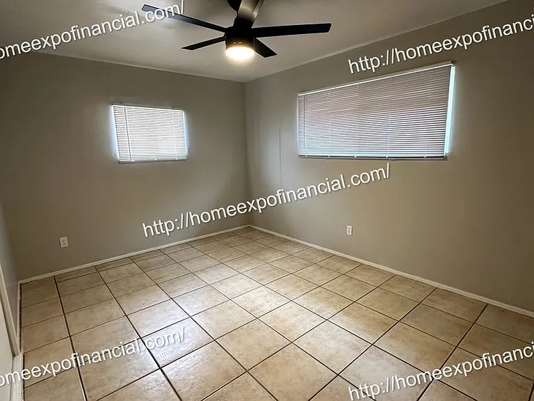 25256 1/2 Bessant St — Photo 8