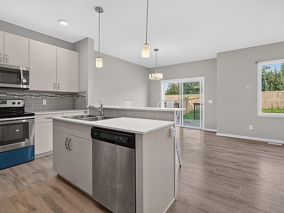 5th image of 12328 177th Ave NW