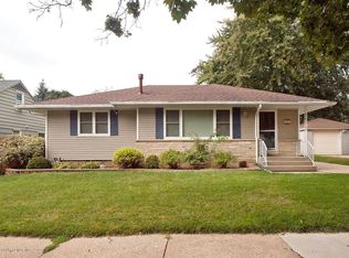 1423 13th Ave NE, Rochester, MN 55906