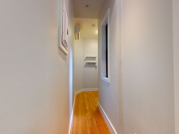 4th image of 264 W 22nd St APT 2