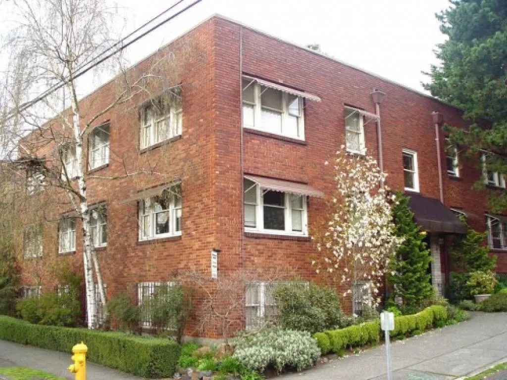 Harrison Court - 1 bedroom — Photo 3