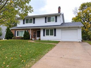 1205 Potter Rd, Bellevue, NE 68005