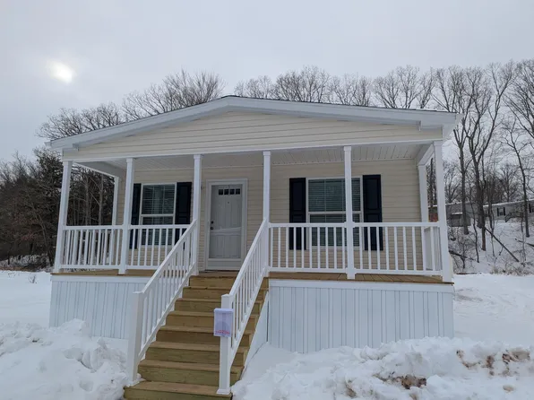 20 Valley Strm, Mountain Top, PA 18707