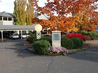 5110 SW Landing Dr APT 302, Portland, OR 97239