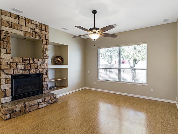 4th image of 1380 N Wildflower Dr