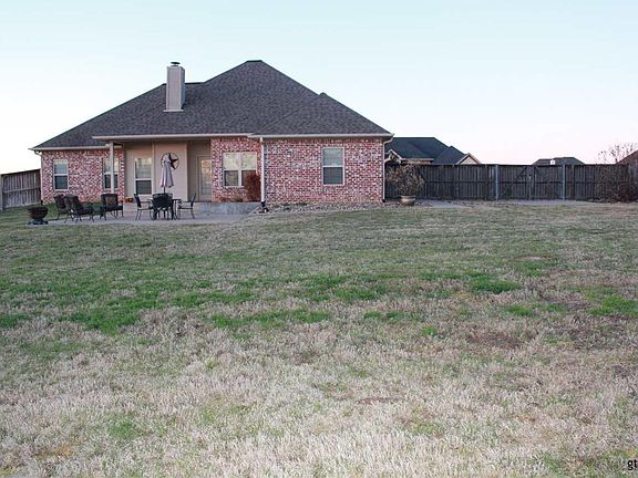 3rd image of 204 Kwando Ln