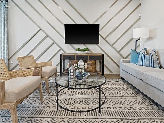 7th image of this home