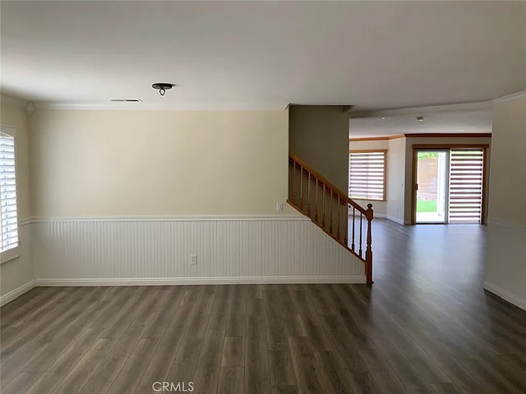 4 bed, 2.5 bath, 2994 sqft, $6,000 — Photo 4