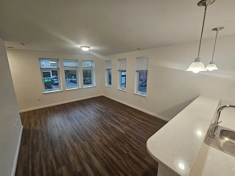 Clinton Lofts — Photo 26