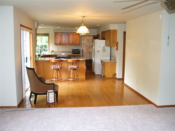 4th image of 3508 Kensington Ct SE