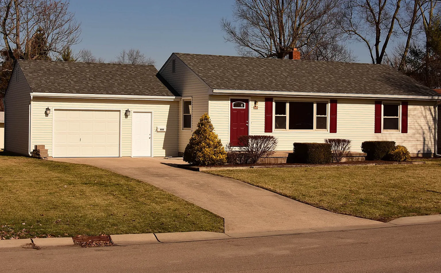 800 Shady Ln photo 1