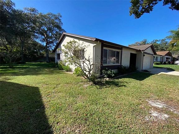 4th image of 12707 Woodchuck Way