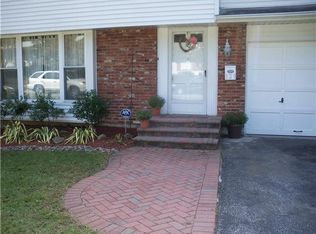 121 Hilldale Ct, Claymont, DE 19703