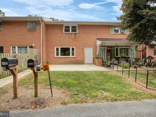 1002 Laurich Dr, Chambersburg, PA 17202