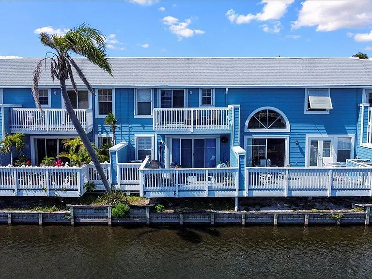 1121 Ocean Dunes Cir — Photo 38