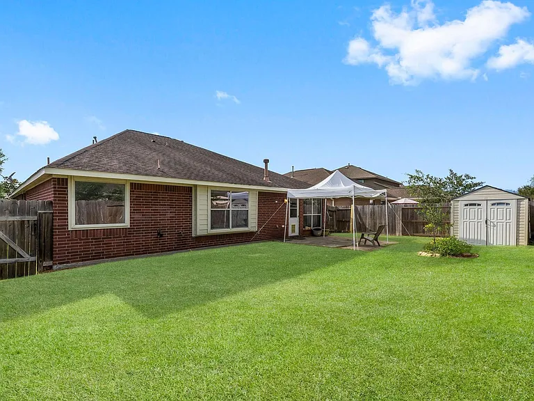 30218 Deleon Fields Dr — Photo 39