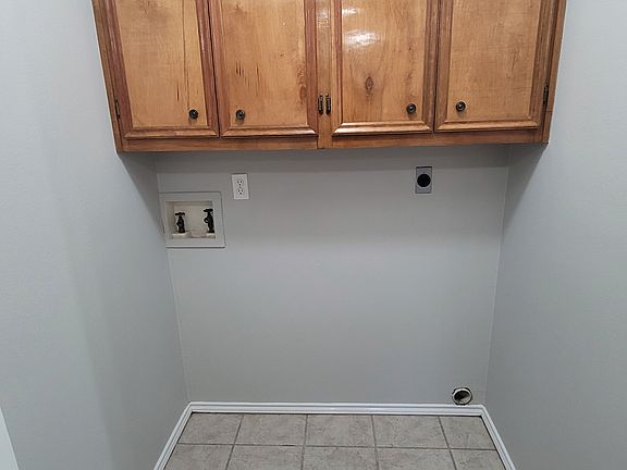 4th image of 1811 W Kuhn St #21