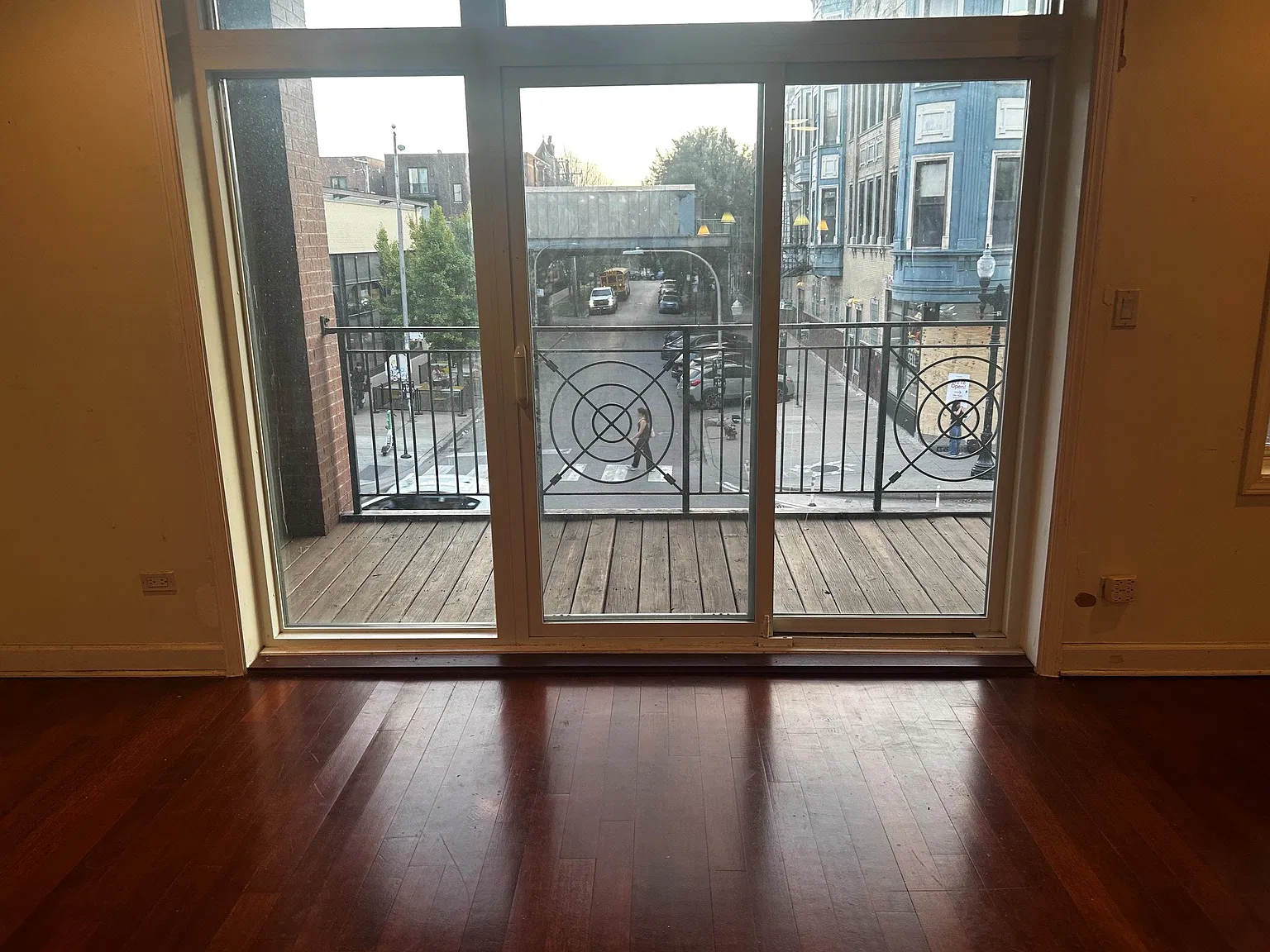 2 bed, 1400 sqft, $3,500 — Photo 4