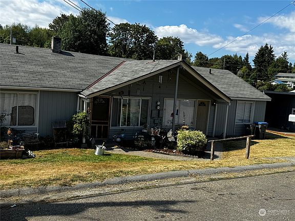 2nd image of 1719 1721 Olympic Avenue