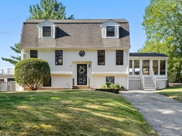 46 Riverbank Ter, Billerica, MA 01821