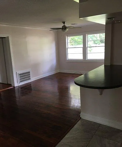 707 N Louise St — Photo 5