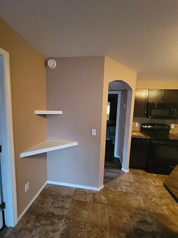 31 Jamieson Ave — Photo 4