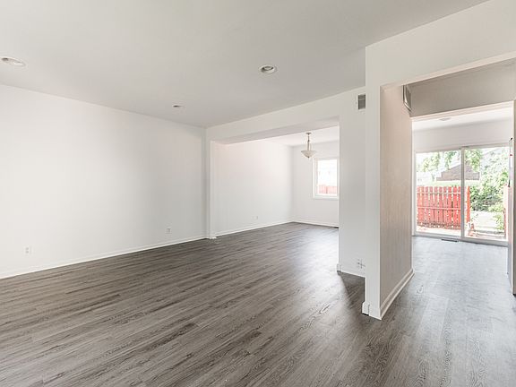 3rd image of 143 Somerset Ln #143