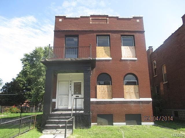 1st image of 3847 Labadie Ave