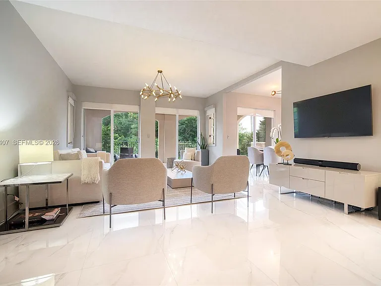 19211 Fisher Island Dr #19211 — Photo 5