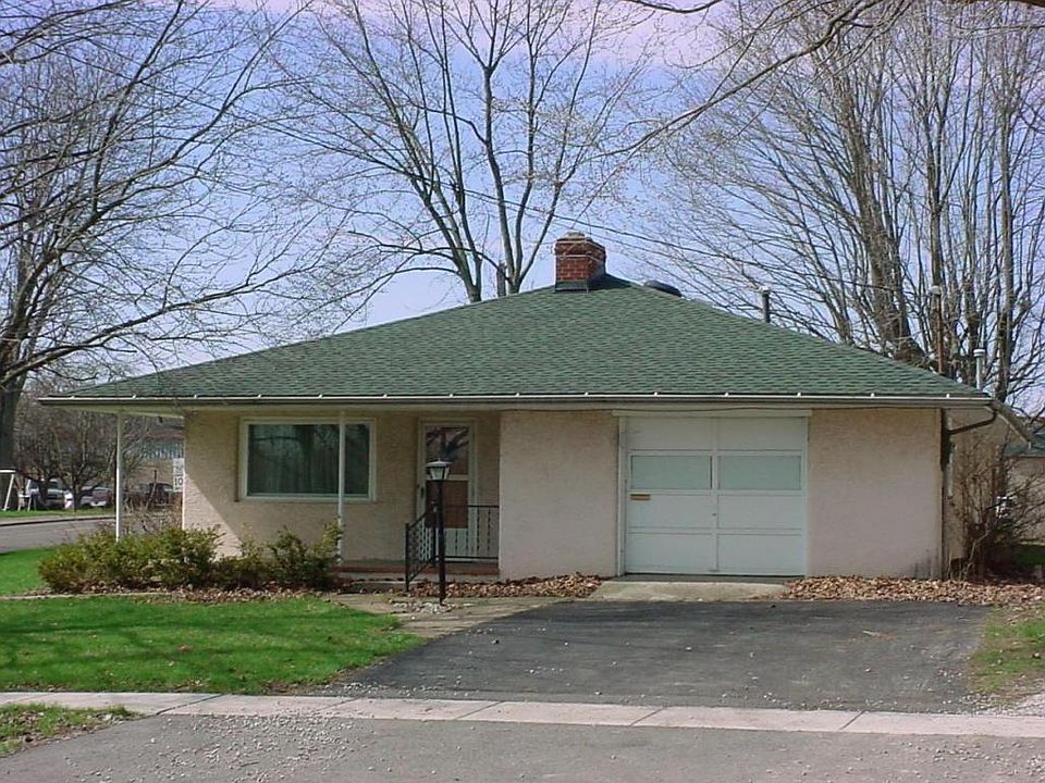 1st image of 383 S Main St