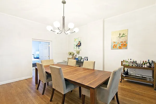 Rented by Bold New York | media 24