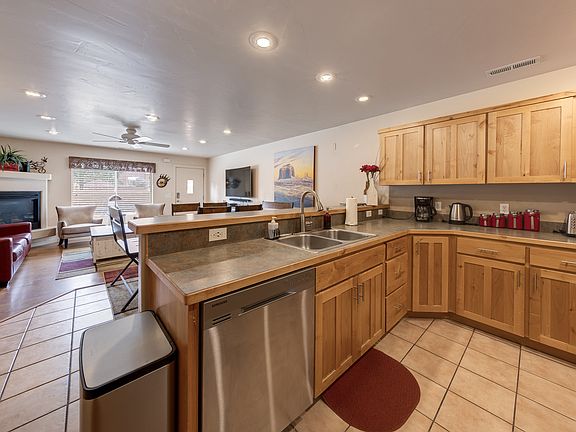 3rd image of 3764 Prickly Pear Cir APT 5A3