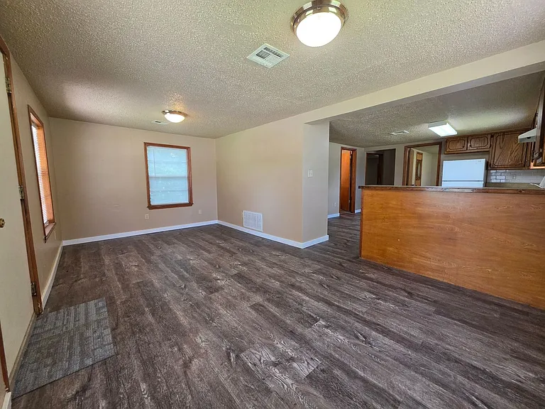 532 N Patchin Ave — Photo 8