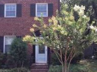 10419 Layton Hall Dr, Fairfax, VA 22030