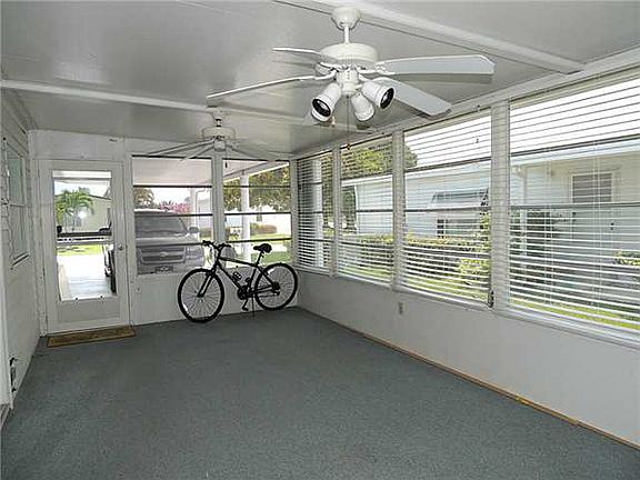 3rd image of 8372 Gallberry Cir