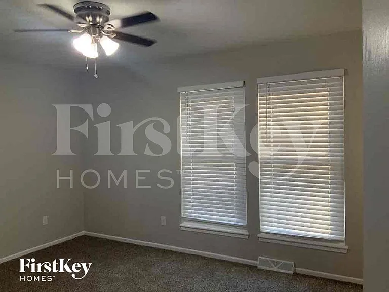 2412 Bridger Dr — Photo 8