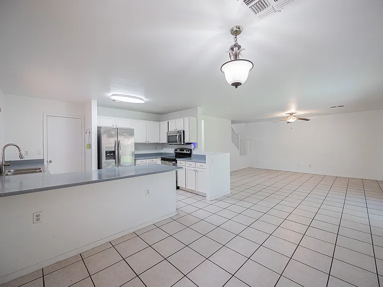 11595 W Holly St — Photo 10