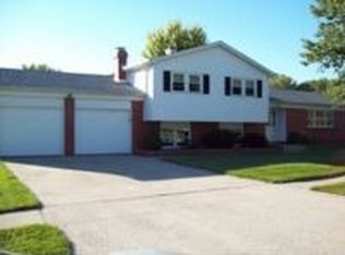 15306 Ralston Pl, Lowell, IN 46356