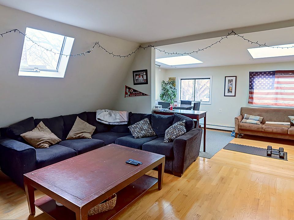 1st image of 221 School St #3