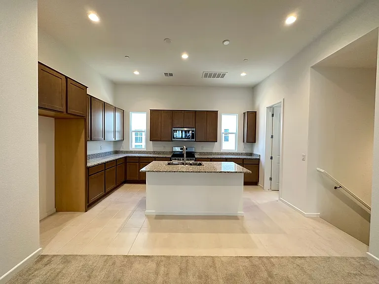 3341 Esker Ridge Ave — Photo 6
