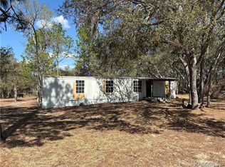 5371 W Starburst Ln, Homosassa, FL 34446