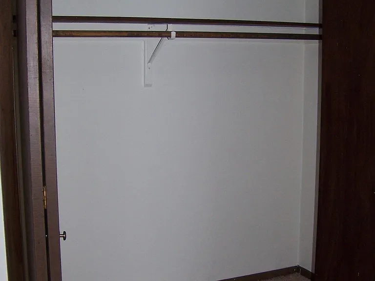 111 Pin Oak Dr #C — Photo 13