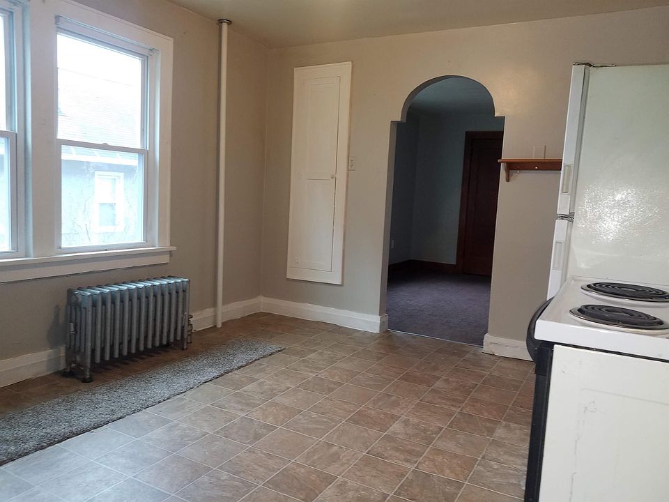 1st image of 303 Robble Ave APT 2